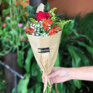 Mini Buquê de Solitário de Rosa